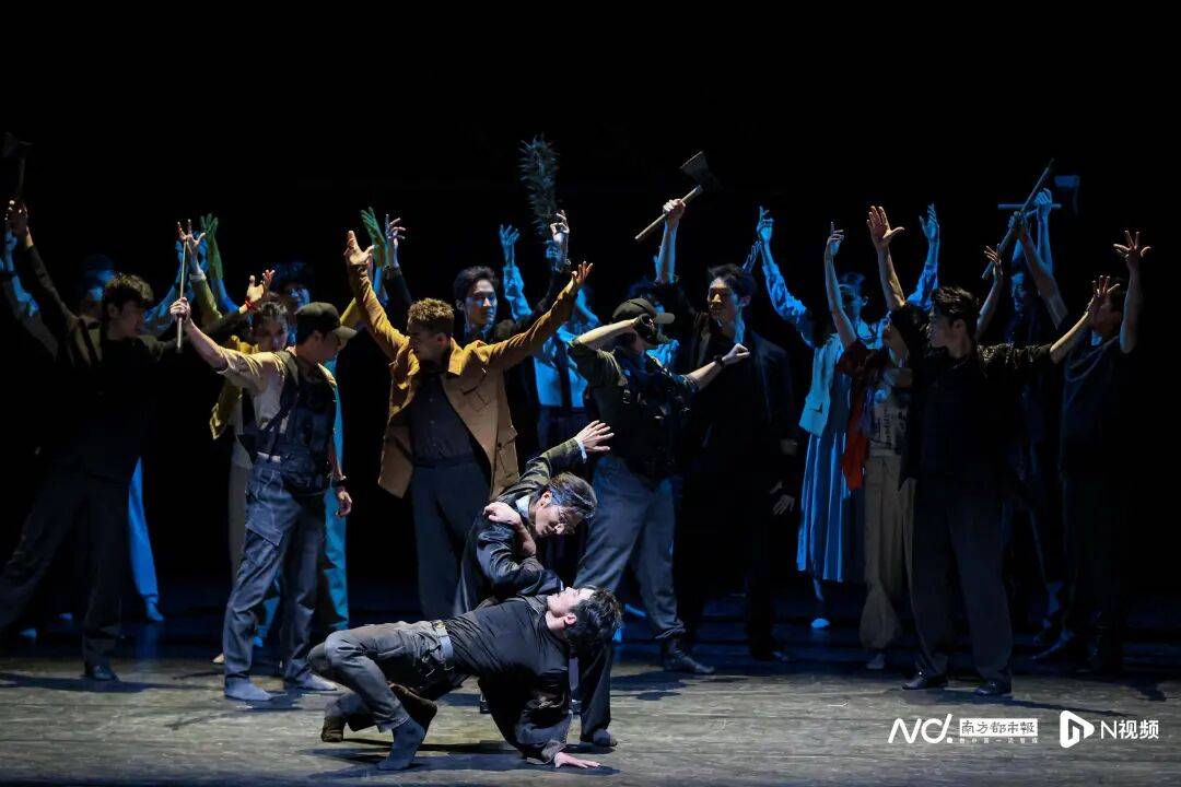 2025南都娛樂年鑑·戲劇篇：中國原創戲劇崛起的破壁之年