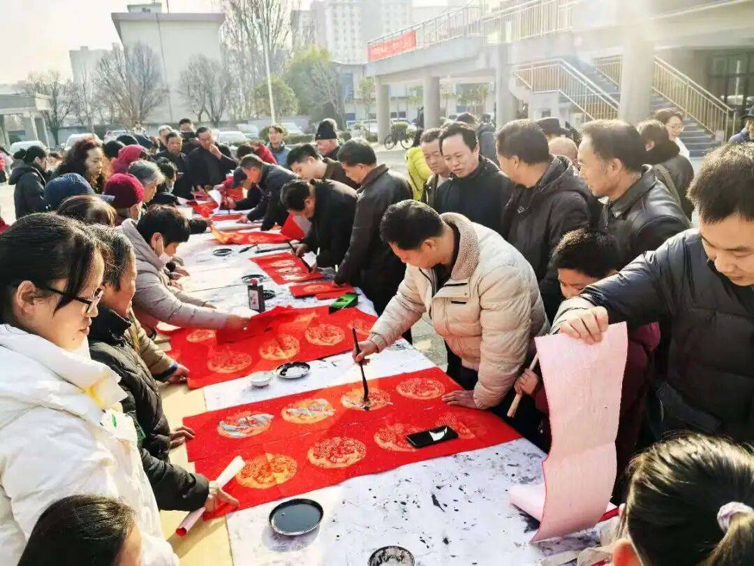 楊淩示範區書法家協會“萬福迎春”志願服務活動啟動