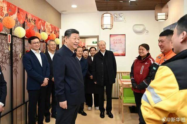 習近平親切慰問快遞小哥