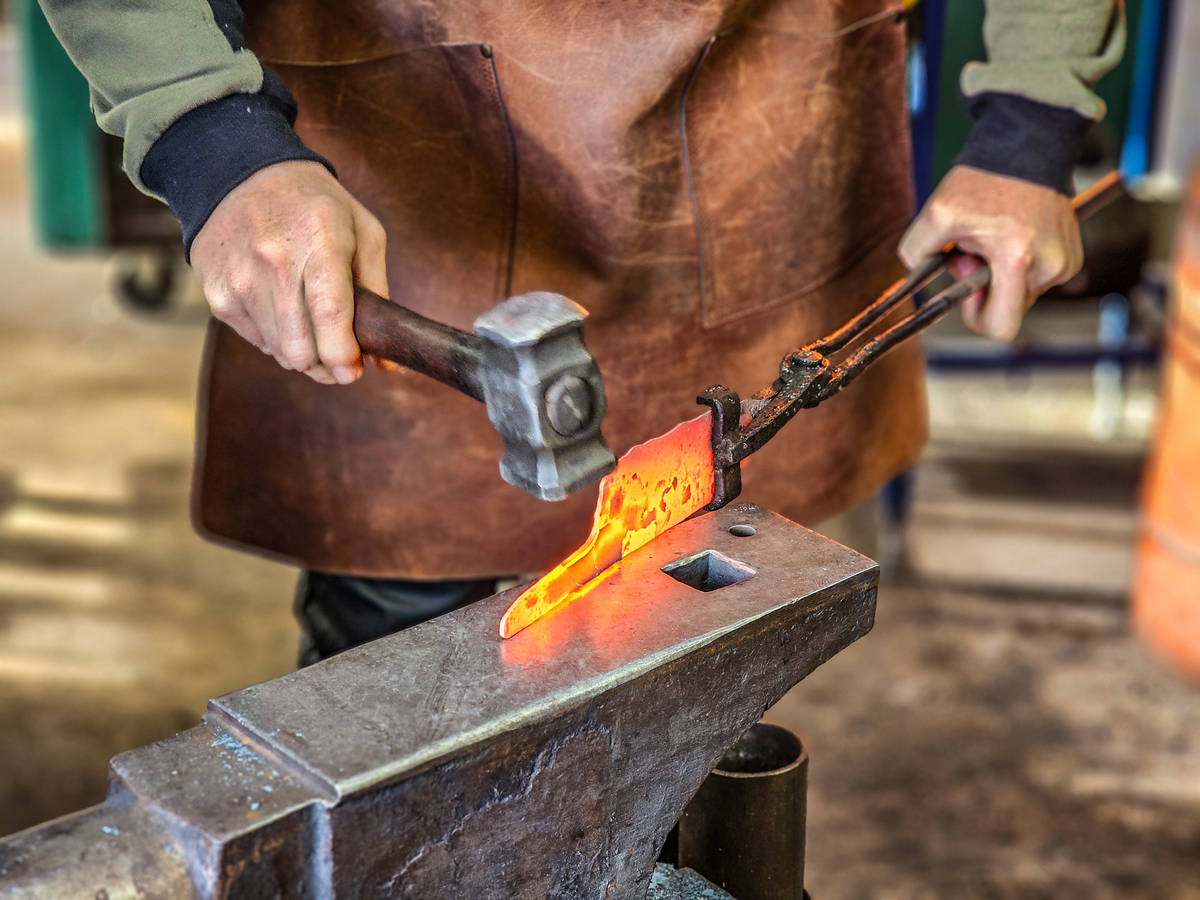 一口鐵鍋兩千年：中國炒菜背後的硬核科技史