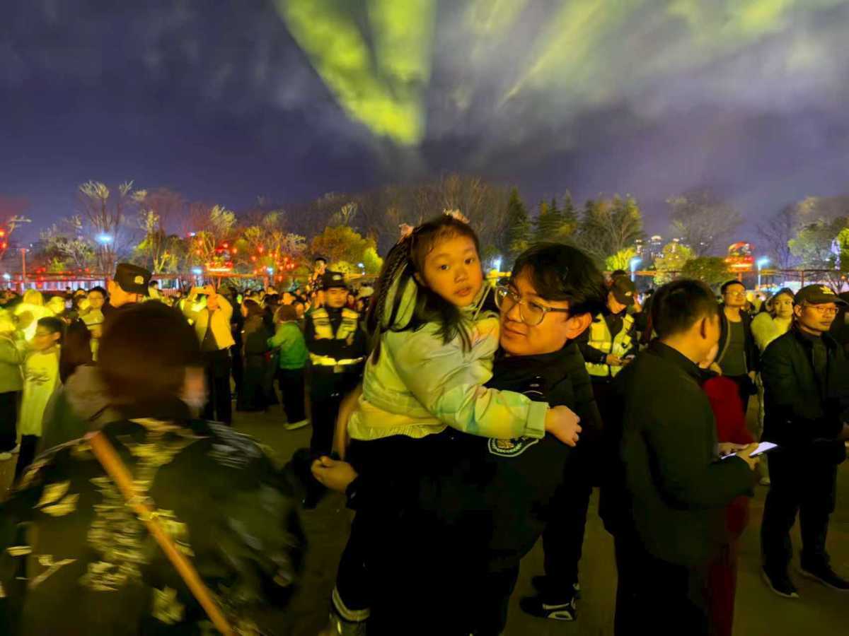 緊急救援、快速破案、周到服務！武漢民警守護春節歡樂祥和