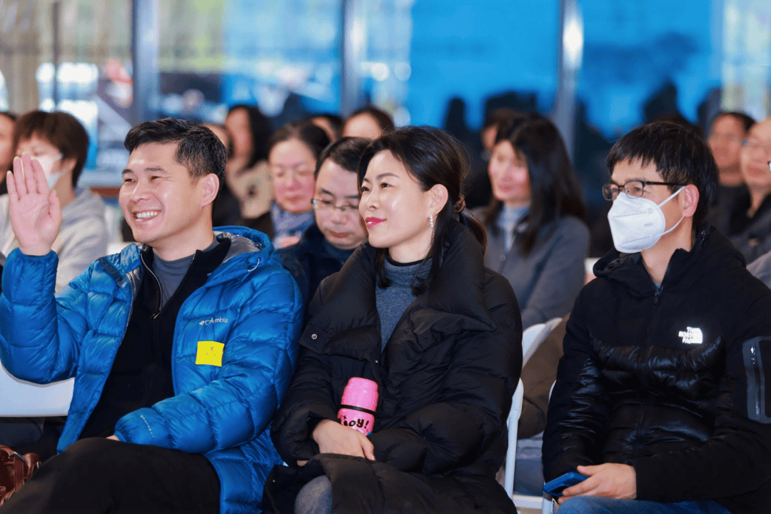 經濟承壓下，為什麼還有那麼多家長堅持要留學？