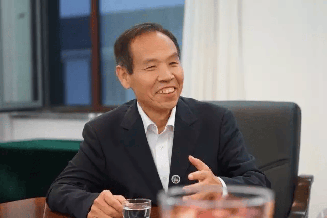 魏書生：新學期拿過來就能用的班規班紀，趕快收藏吧！