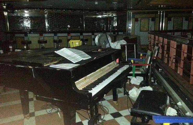 大學畢業在郵輪端盤子，我看到豪華旅行的另一面