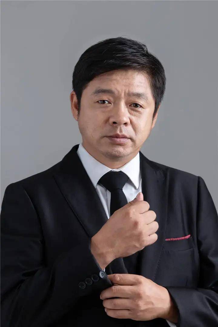 玉石雕刻李紅偉