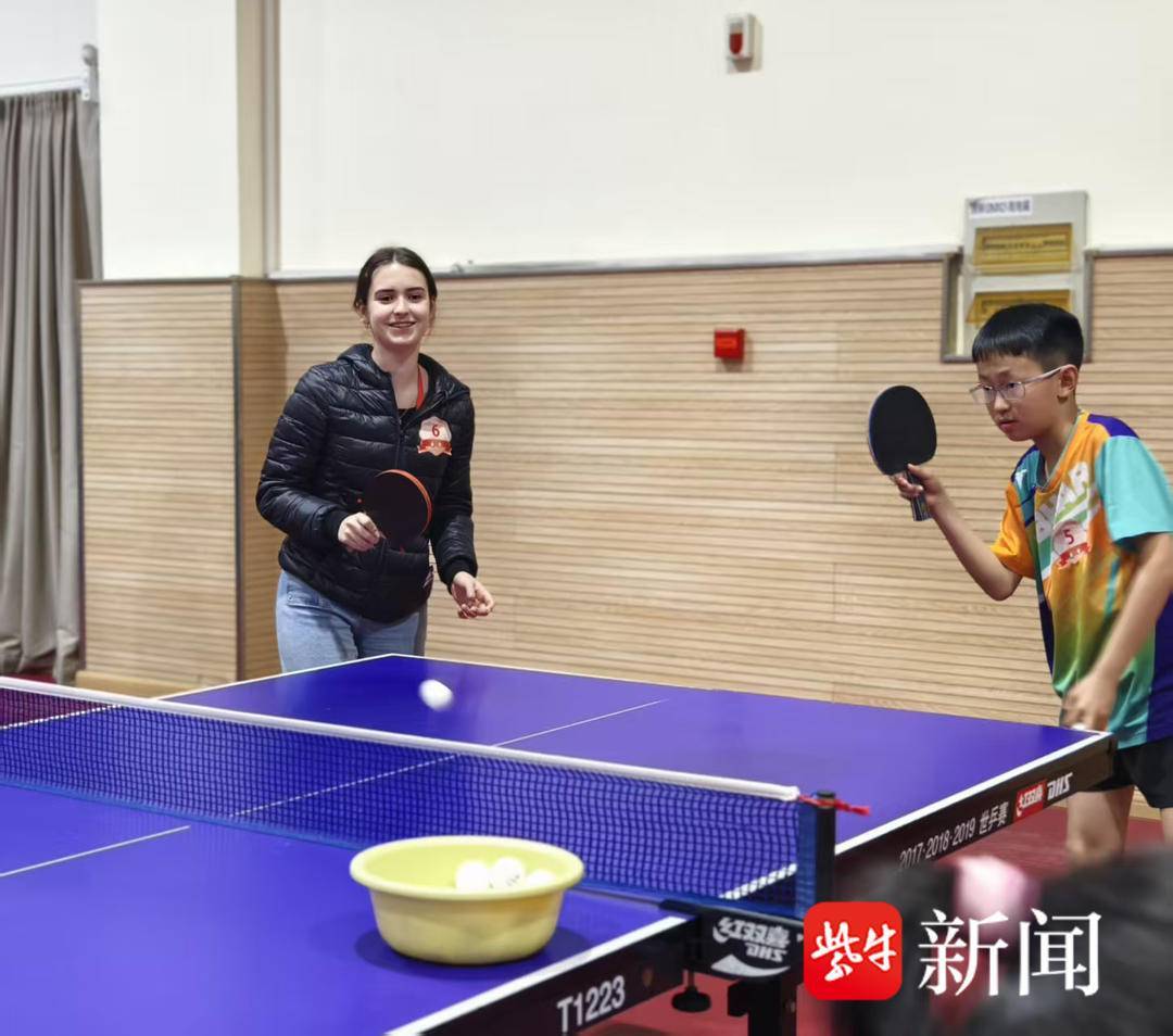 百年名校迎遠客，鎮江市八叉巷小學舉辦跨國乒乓文化交流活動