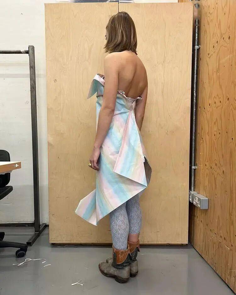 服裝畢業設計釋出 | 2026中央聖馬丁藝術與設計學院-研究生服裝畢業秀！