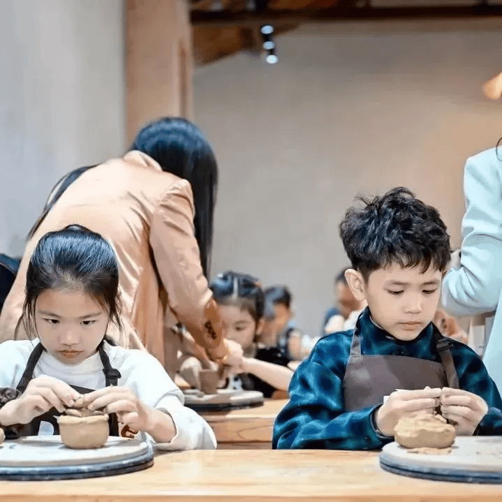 別再去人擠人的景區了！廈門這個寶藏地才是春天的正確開啟方式！古風拍照+親子農耕+知青懷舊，趕緊收藏！