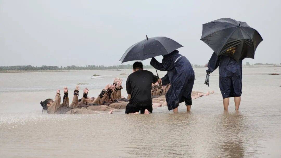 鄭州版“放牛班的春天”：一群小學生用舞蹈微電影治癒全網