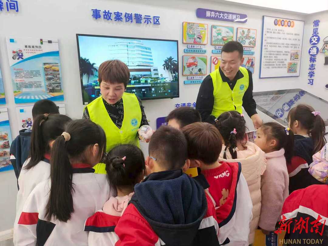 “虧本”駕校已開16年，她圖什麼