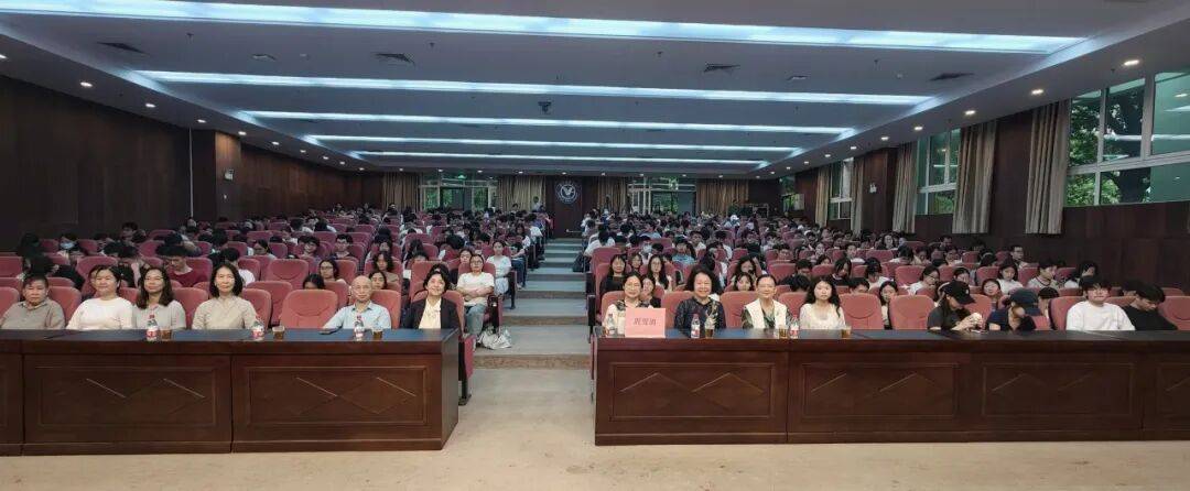 【講座回顧】書香廣醫第二十九講——刺繡的無邊之界