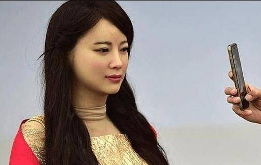 原創女性機器人供不應求，宅男：有三點著實好用，比真人都厲害