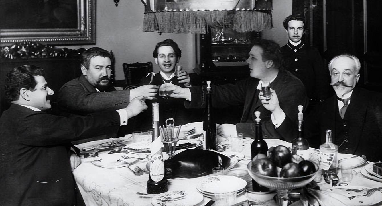 原創俄國文學大師們有多會吃？起底俄羅斯文學大師的俄餐美食檔案