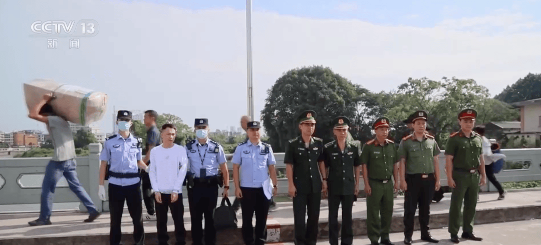 重點中學高三學生被抓，微信零錢超20萬元！特大案件細節披露