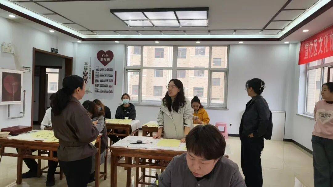 翰墨飄香潤社羣 公益書法傳經典——幸福街第二社羣書法教學公益課順利開展