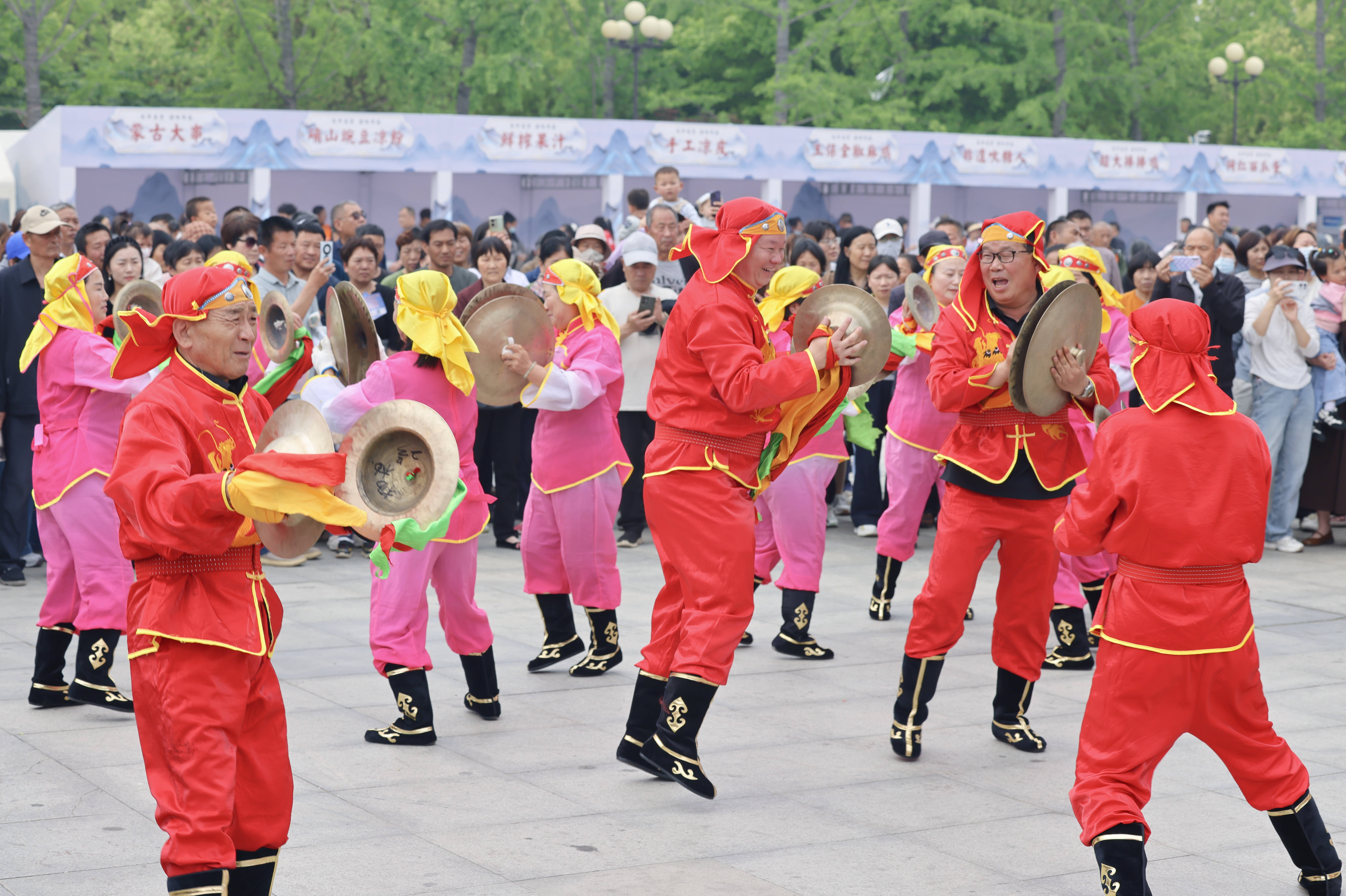 “五一”臨近 旅遊升溫#