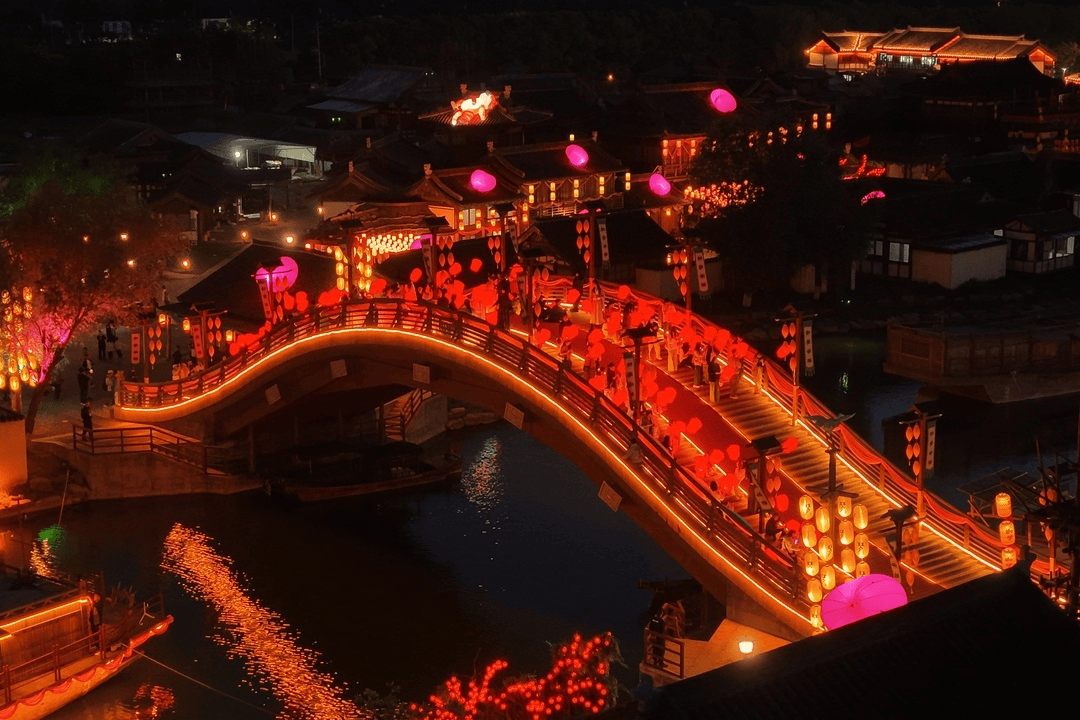 如夢宋潮·時尚簪花戲劇節在崑山周莊啟幕