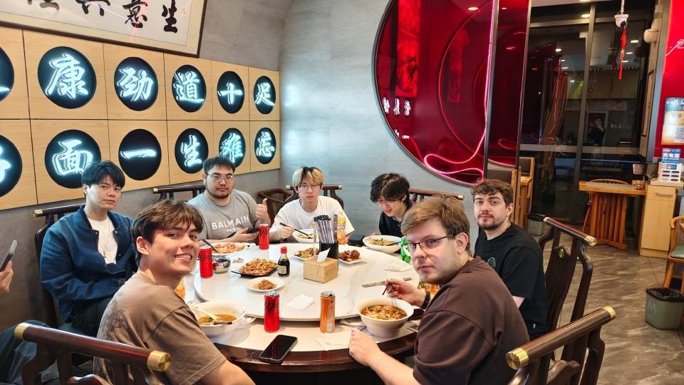 原創無畏契約：VCTCN眾隊已經抵達北京，開啟美食品鑑！