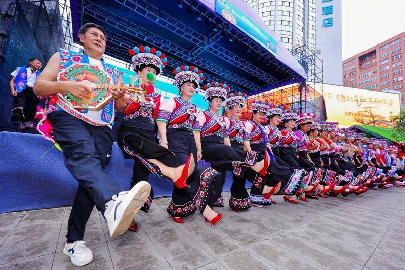 雲南舞蹈大家跳暨2026年牟定“三月會”推介活動在昆舉行