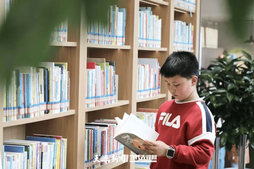 揭牌啟用！觀山湖有了新圖書館