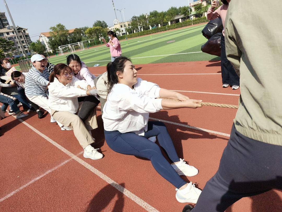 德開小學舉辦春季趣味親子運動會