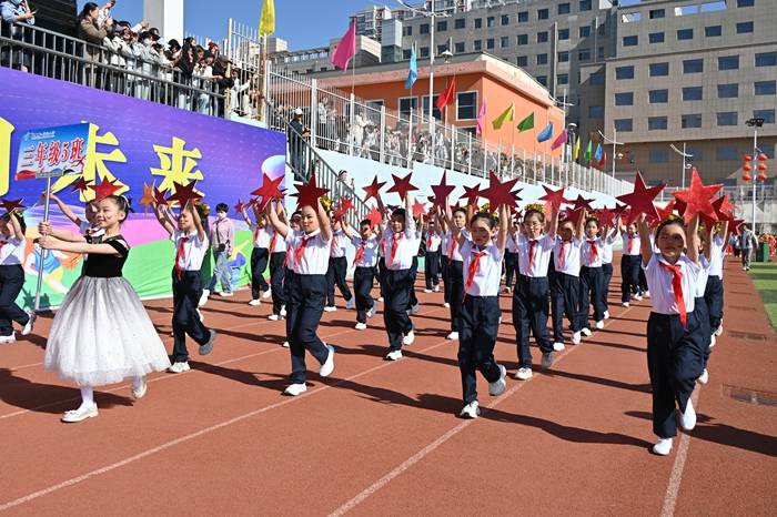 盂縣第二實驗小學第十二屆田徑運動會開幕