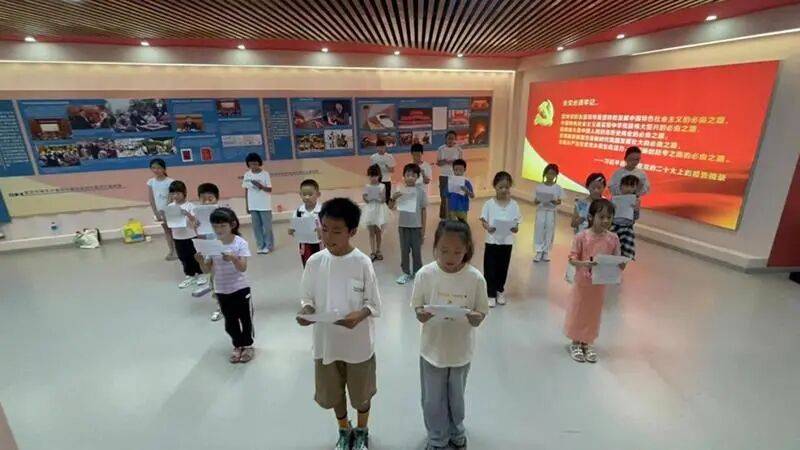 【滇中翡翠 融和楚雄】教育鑄魂育新人 同心築夢譜新篇——楚雄州深化校園鑄牢中華民族共同體意識教育紀實