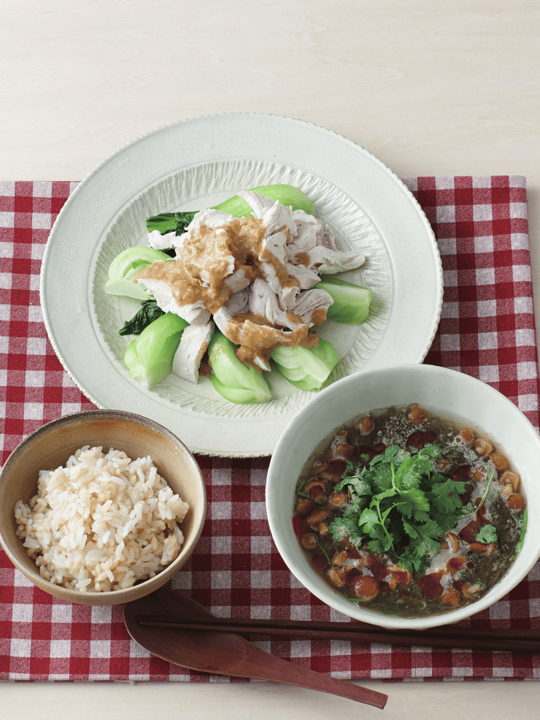 平底鍋10分鐘菜譜，一葷一素兩道菜品