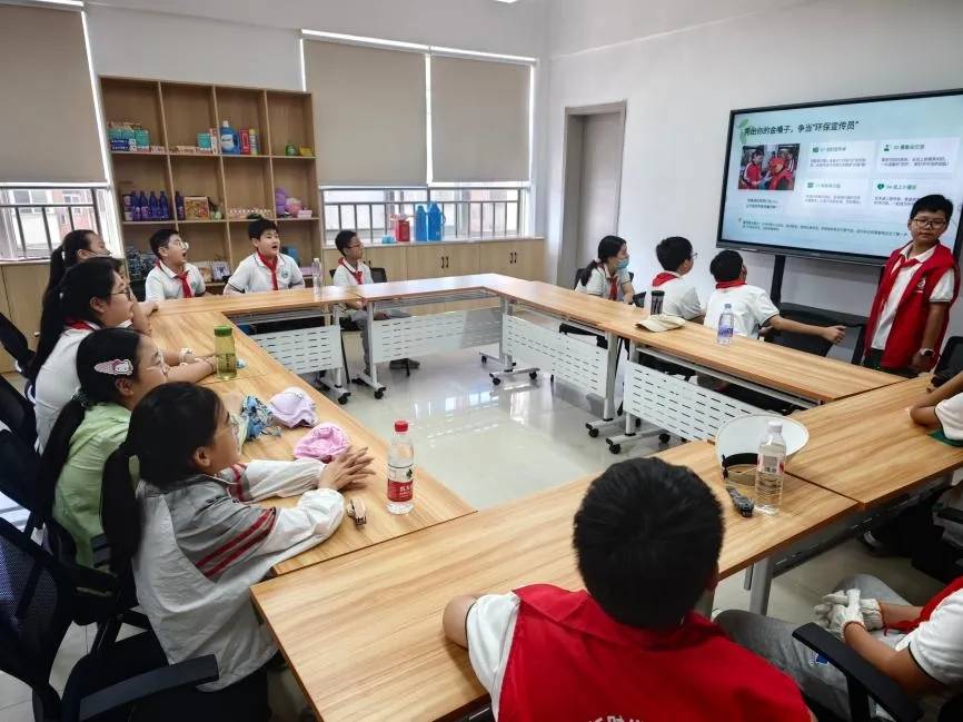 合肥市南門小學上城國際分校：巡護板橋碧水 共築生態合肥