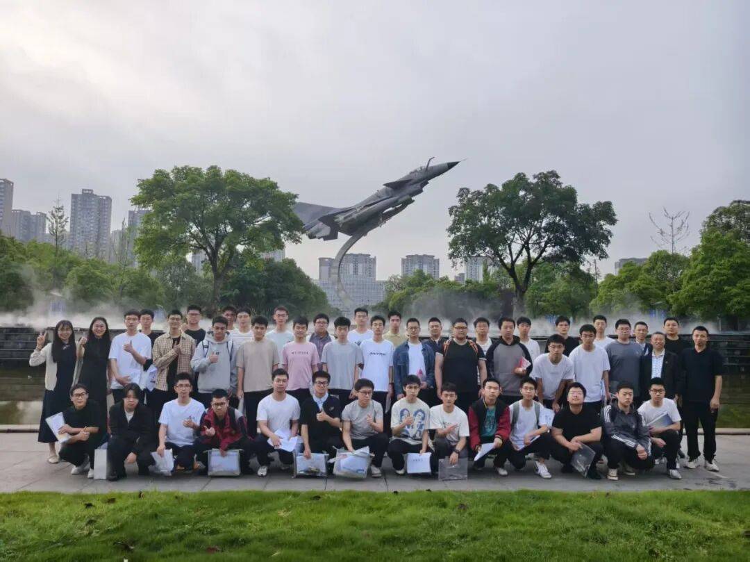 中考465分讀職高，也能讀進雙一流大學？