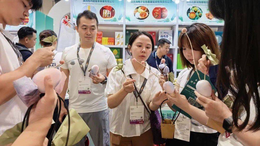 桂品赴港｜廣西展團亮相美食博覽，巴馬百年登場香港國際茶展