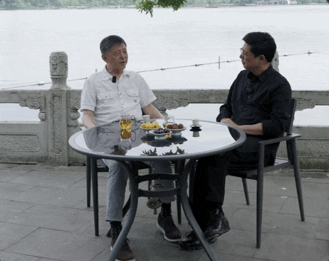 原創他是中國傳奇學者，小學學歷考復旦，一輩子勇猛精進