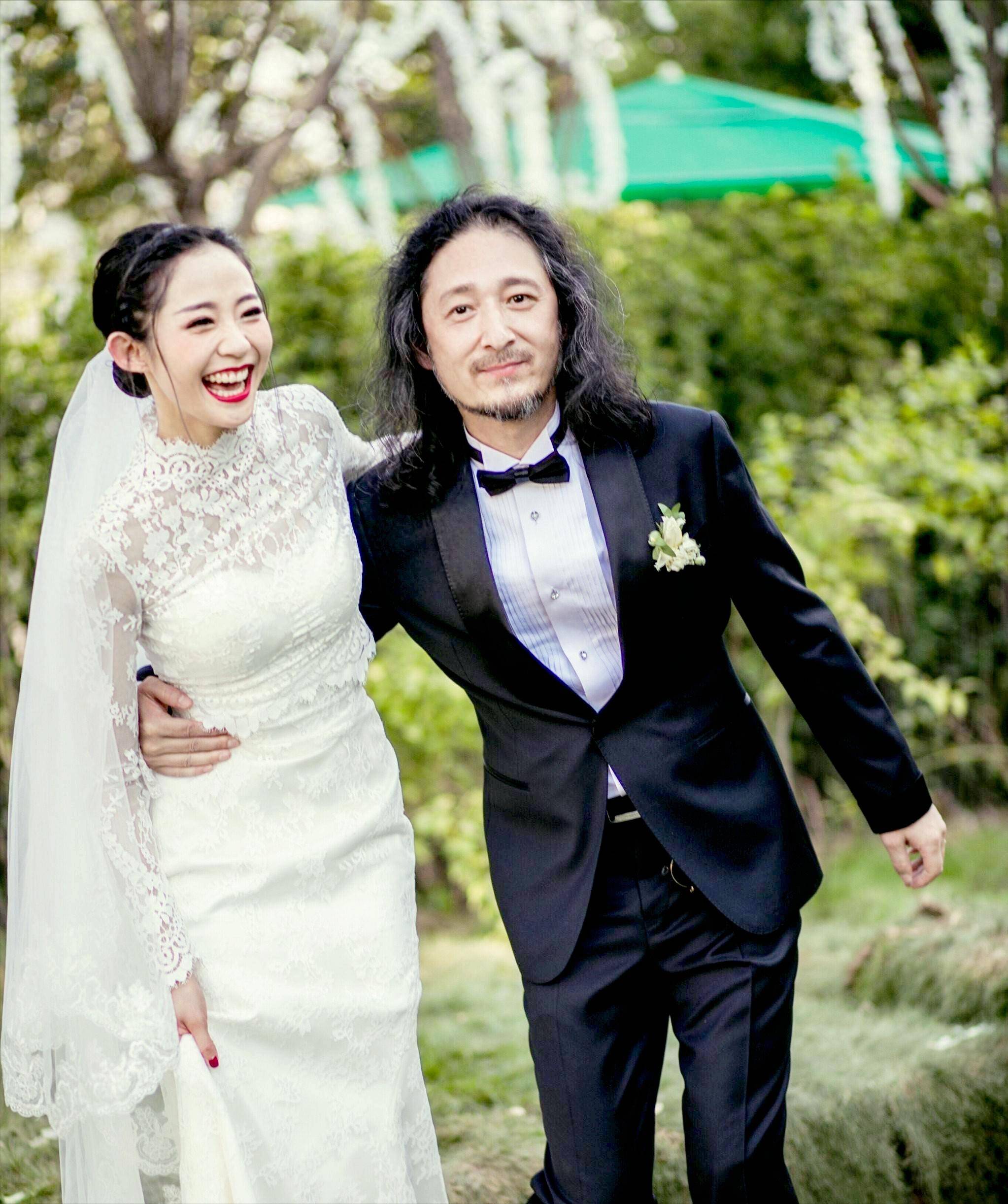 原創她是美女演員，是作曲家三寶的再婚妻子，結婚9年還在北京租房住