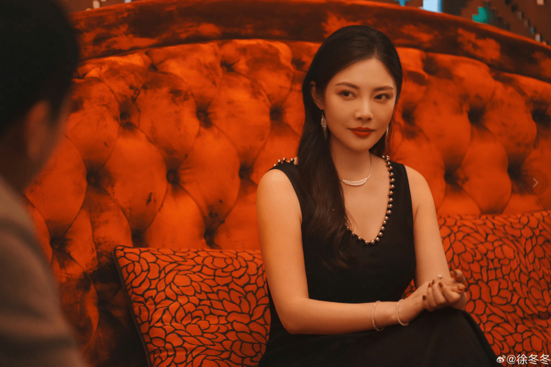 徐冬冬专访：家乡拍戏三个月，成了“冰城美食推荐官”