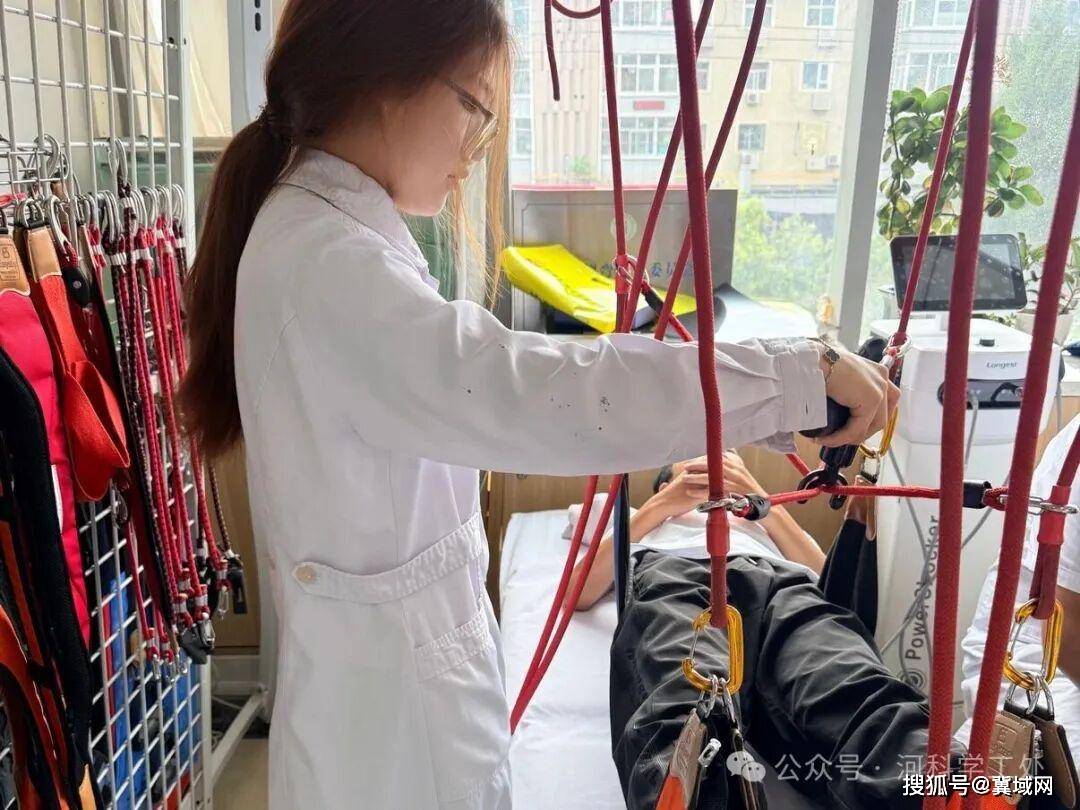 河北科技學院暑假大學生“返家鄉”社會實踐活動紀實報道