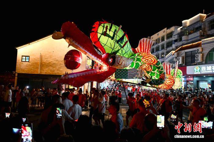 福建連城非遺展演引爆暑期旅遊熱