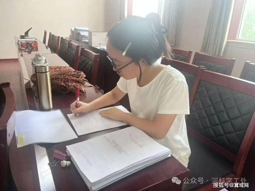 河北科技學院暑假大學生“返家鄉”社會實踐活動紀實報道