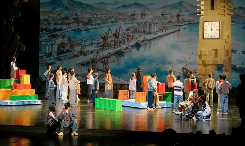以戲劇解碼絲路實踐 原創話劇《絲路連雲》連雲港正式首演