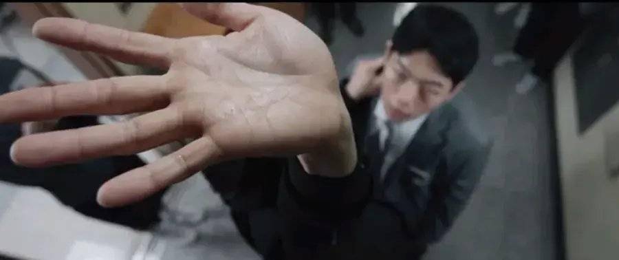 被黃色爛梗吞噬的10後小學生