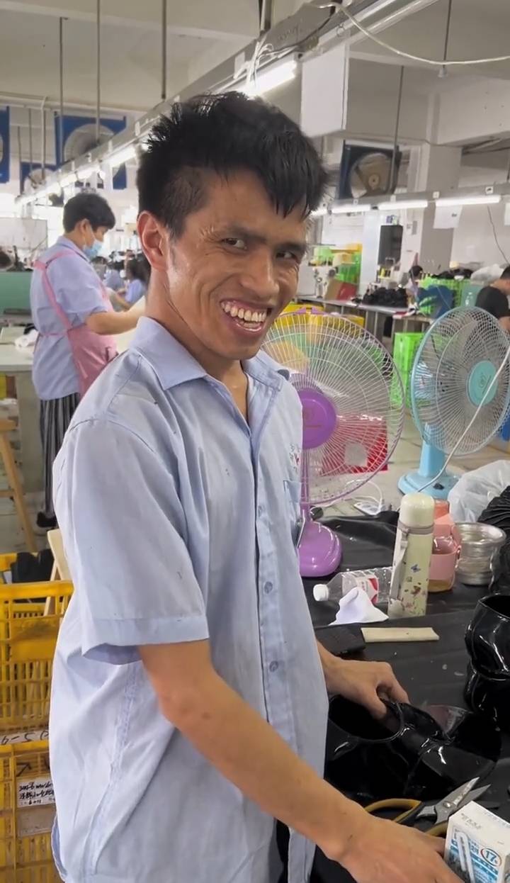 笑容獨特的網紅“老表”遺體已找到，22萬粉絲賬號宣佈永久停更，親屬：他以殘疾身體打工寄錢回家，建的毛坯房至今沒裝修