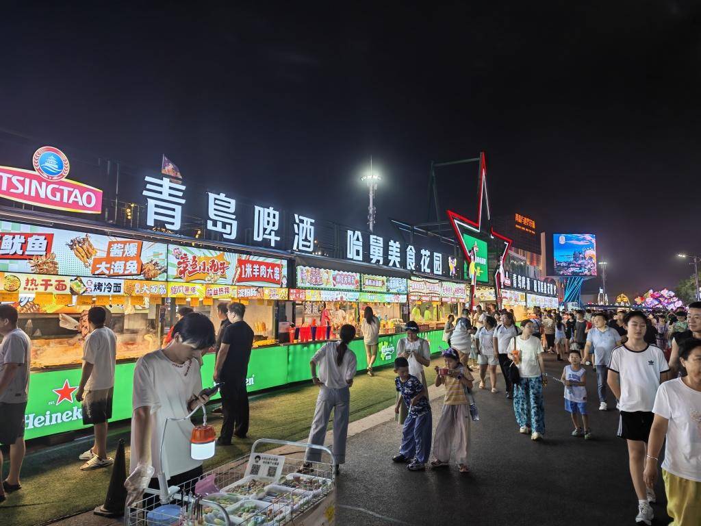 哈舅精釀美食花園人氣爆棚，點亮金沙灘啤酒城夜間消費場景