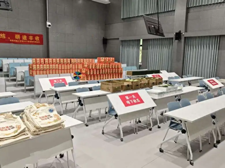 立秋，考研慰問變成了“豐收儀式”