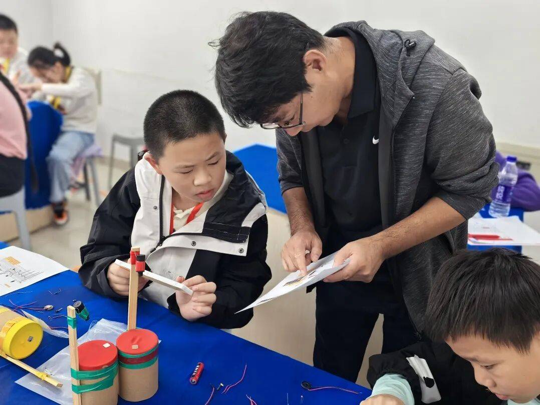八月科技類短線合集：在科技課堂中擴充套件眼界、見證成長