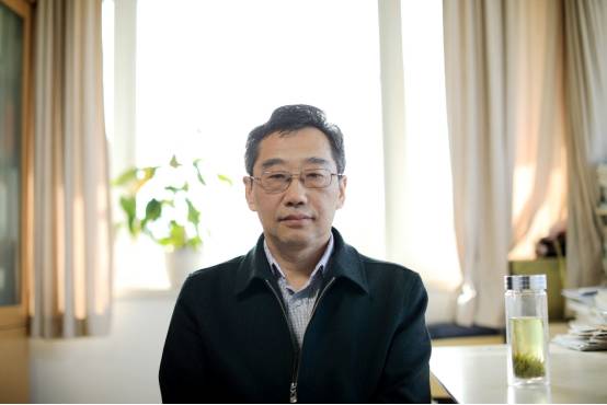 王餘光：丹黃不輟，為中國圖書館學研究溯源啟新