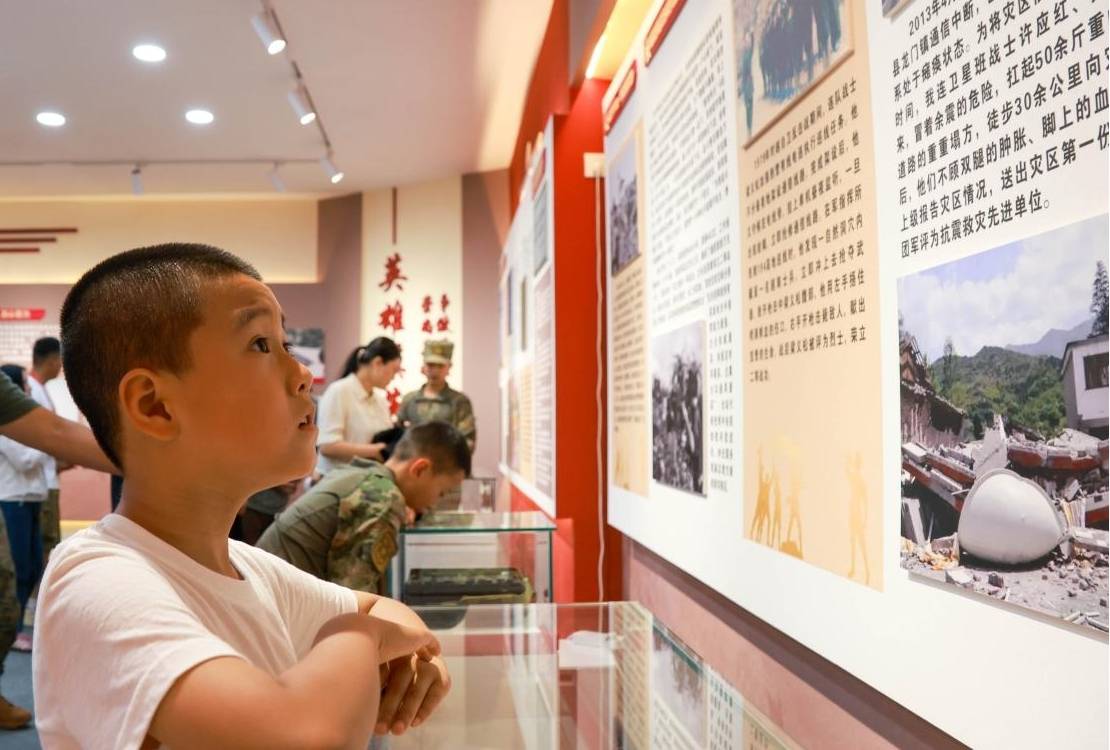 國防教育夏令營 軍營課堂見證軍娃別樣成長