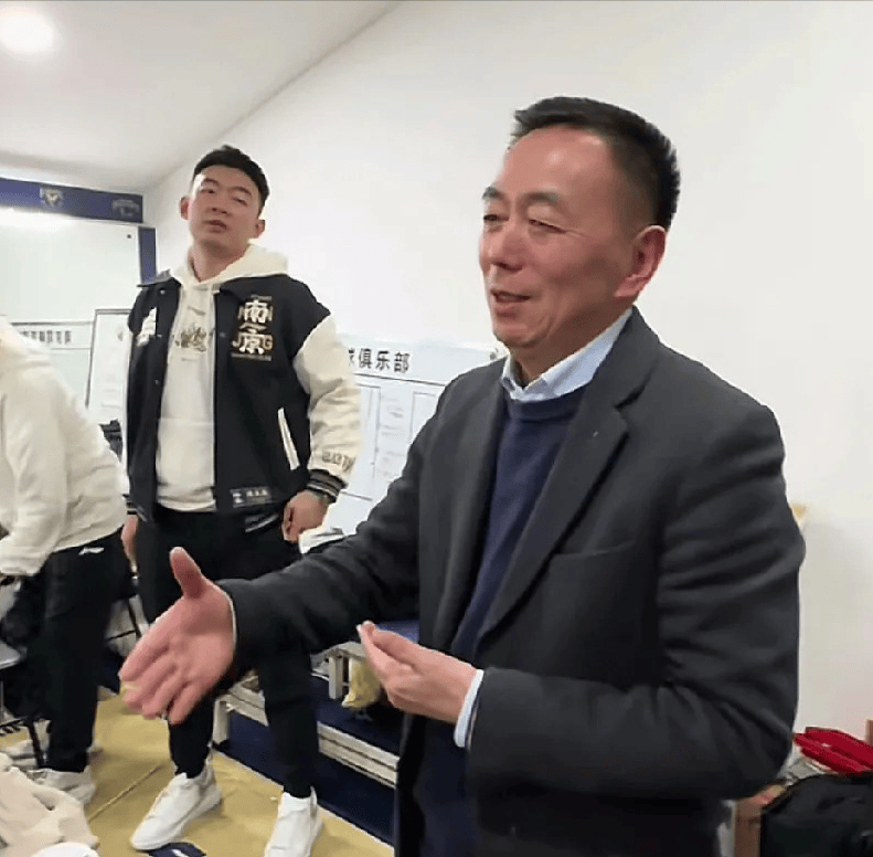 原創速遞！四川、南京CBA股權被凍結，郭士強談佛山美食，趙繼偉表態輸球原因